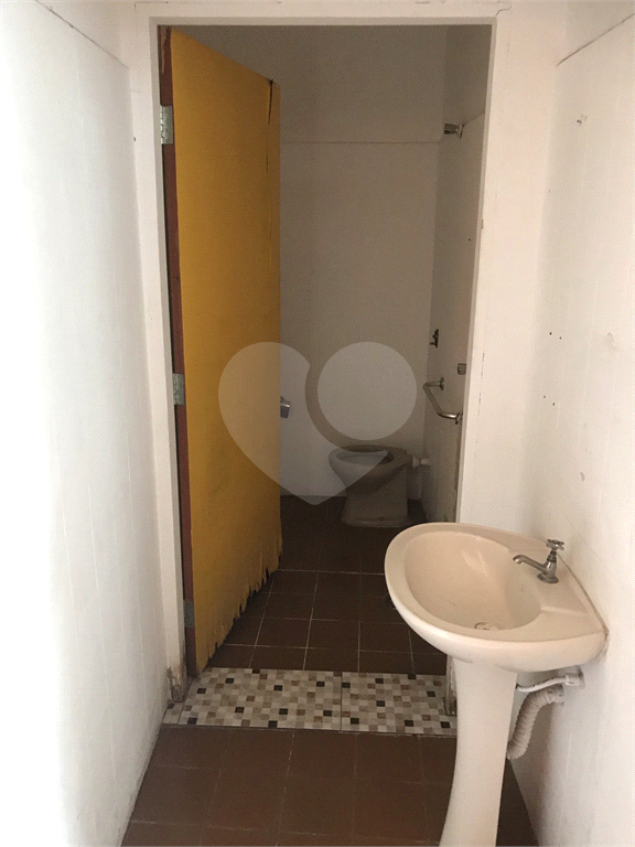  PRÉDIO COMERCIAL DE 490 M² ÁGUA FRIA - SÃO 03 SALÕES, LOCAÇÃO SEPARADA.