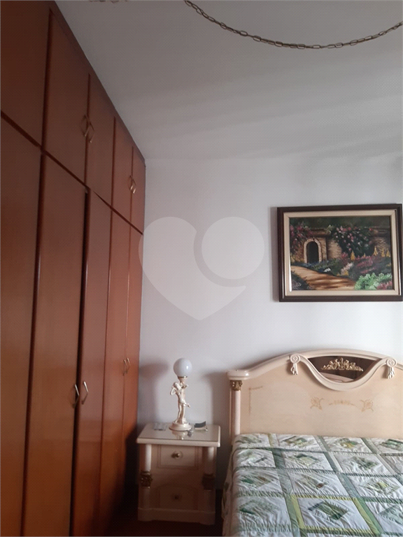 SOBRADO MARAVILHOSO A VENDA NO JARDIM GUAPIRA - 4 SUÍTES E 7 VAGAS DE GARAGEM