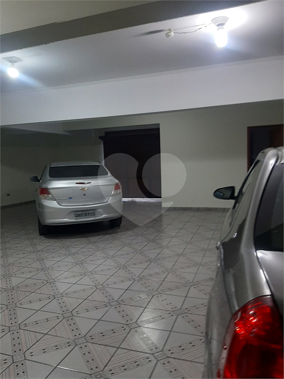 SOBRADO MARAVILHOSO A VENDA NO JARDIM GUAPIRA - 4 SUÍTES E 7 VAGAS DE GARAGEM