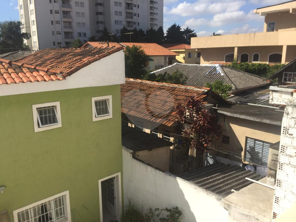 Excelente sobrado Lauzane Paulista, estuda permuta por dois apartamentos próximo de metro.
