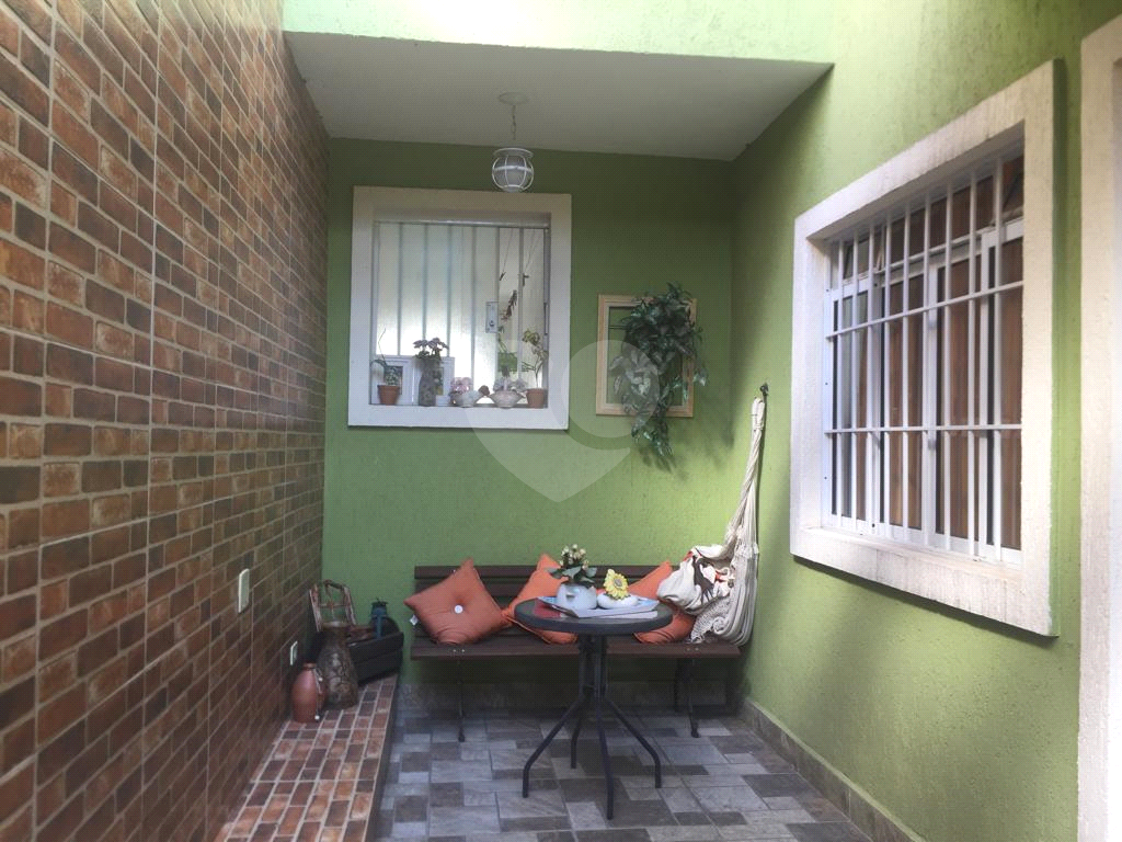 Excelente sobrado Lauzane Paulista, estuda permuta por dois apartamentos próximo de metro.