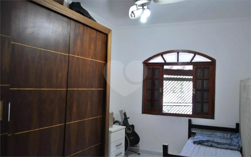  Casa Térrea com 2 Dormitórios sendo 1 Suíte 2 vagas Com Fácil Acesso ao Metrô e Shopping Tucuruvi!!