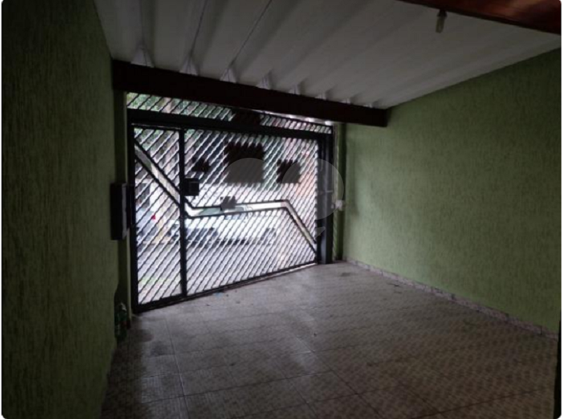  Casa Térrea com 2 Dormitórios sendo 1 Suíte 2 vagas Com Fácil Acesso ao Metrô e Shopping Tucuruvi!!