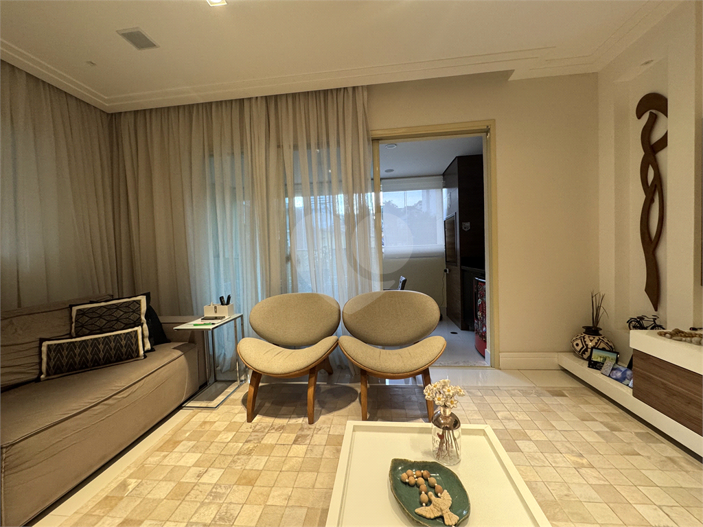 Apartamento á venda em Santana