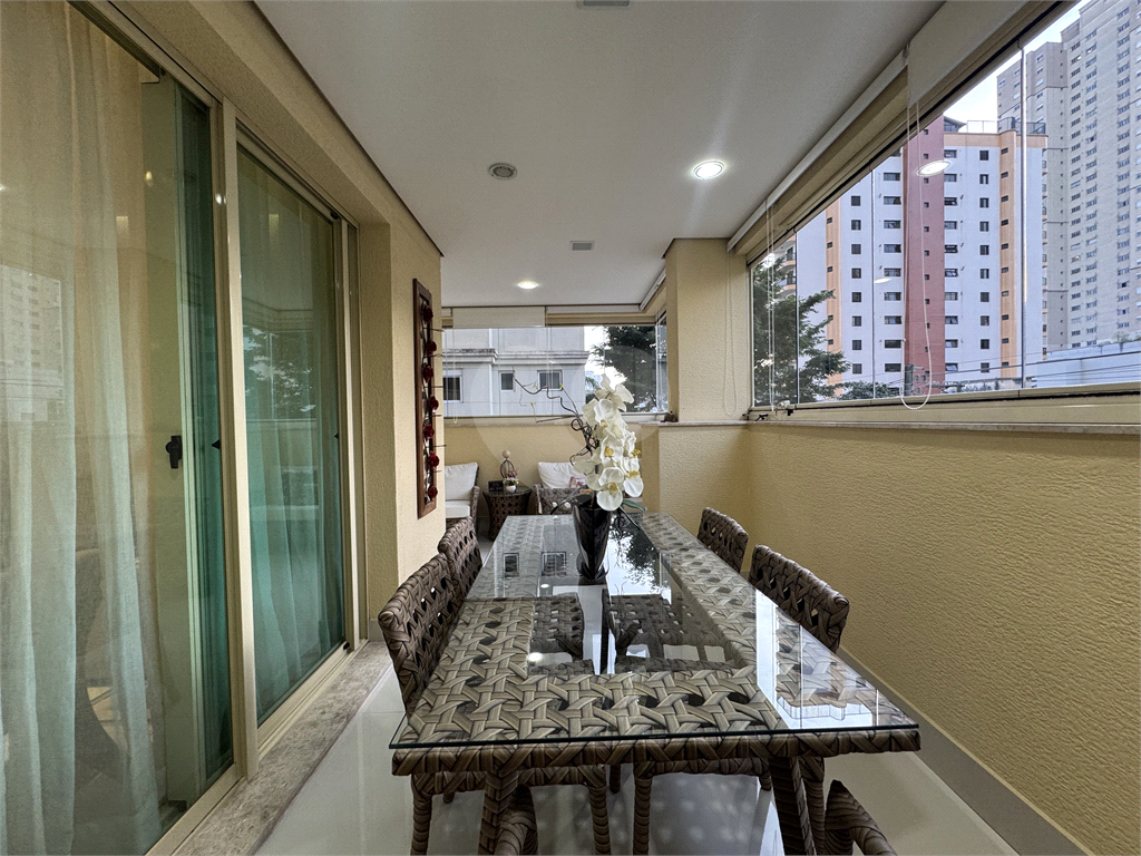 Apartamento á venda em Santana