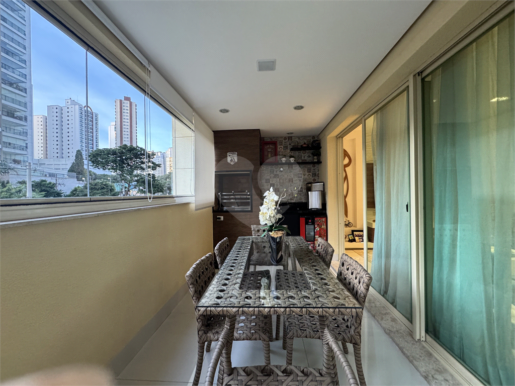 Apartamento á venda em Santana
