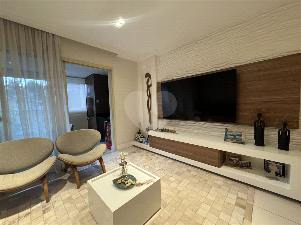 Apartamento á venda em Santana