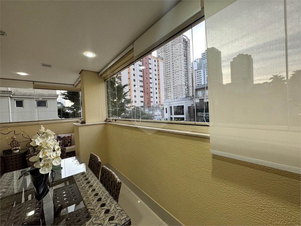 Apartamento á venda em Santana