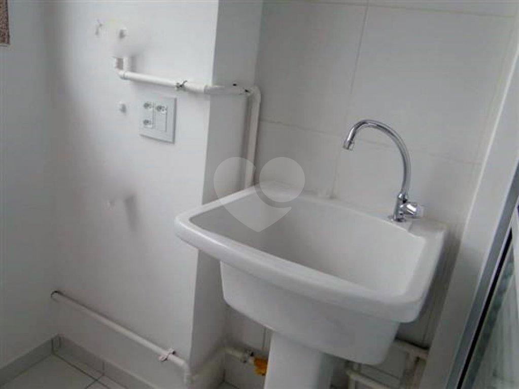 APARTAMENTO em BOM RETIRO