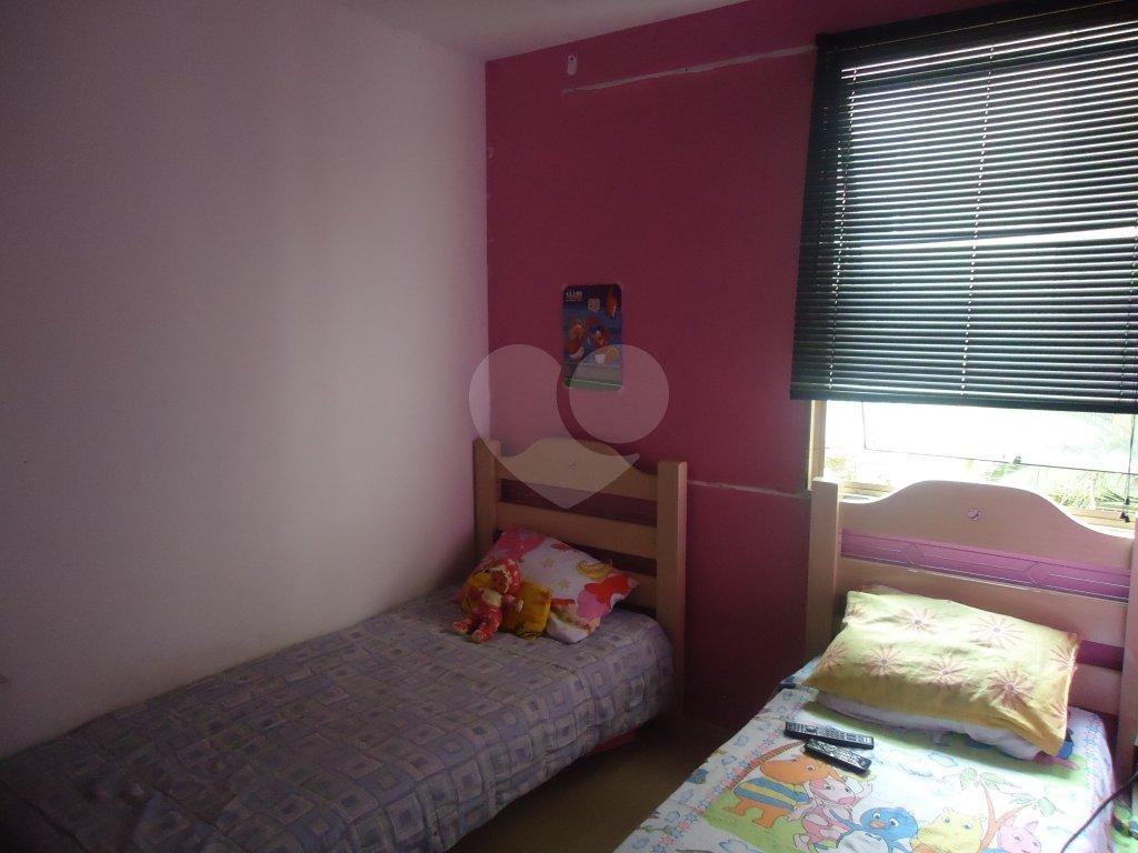 APARTAMENTO em CASA VERDE