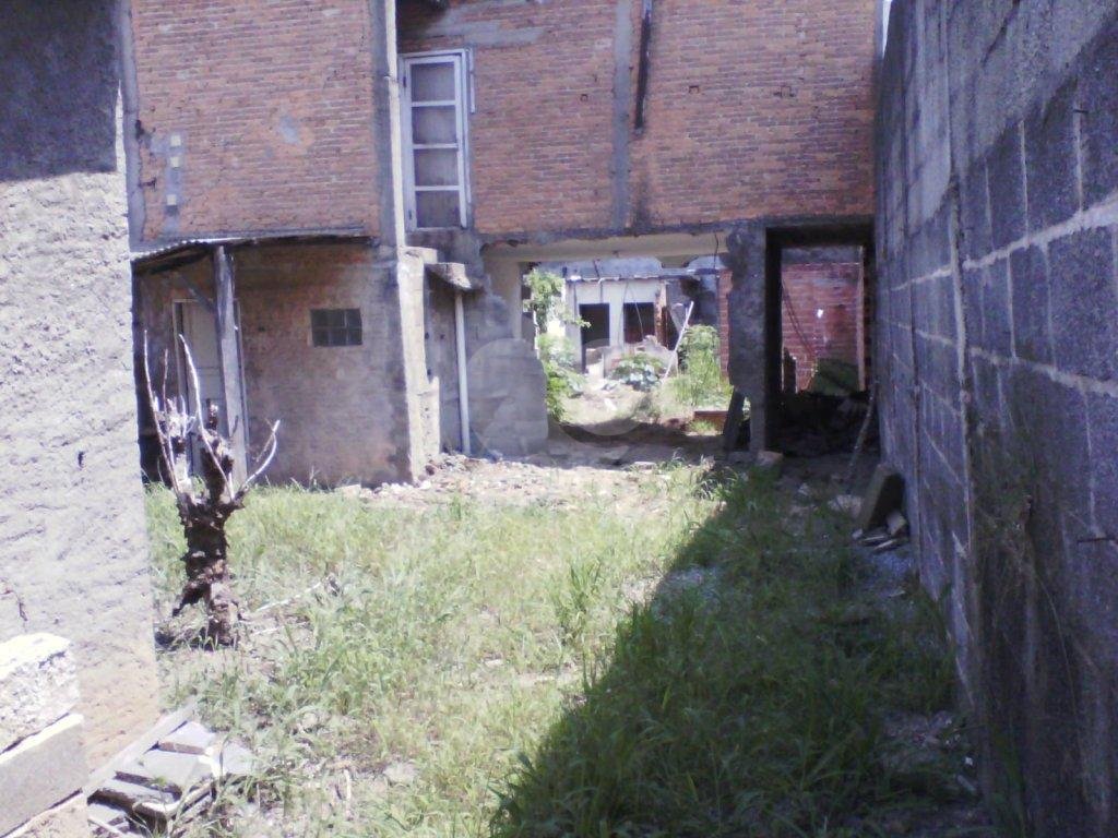 TERRENO COM 450M2 A VENDA NO BAIRRO DO CHORA MENINO 