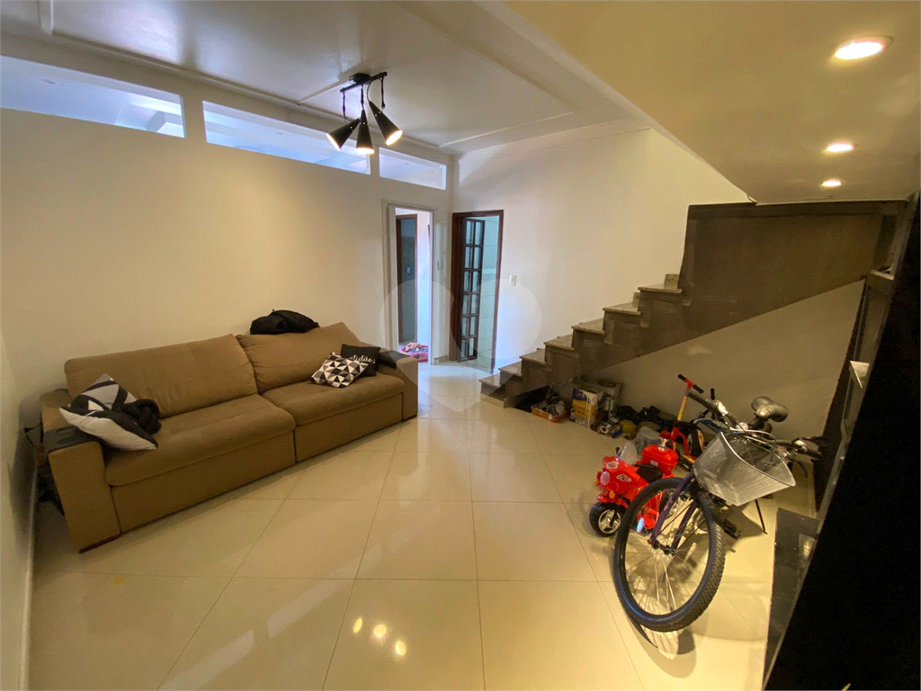 SOBRADO LINDO A VENDA NA VILA MAZZEI - 3 DORMITÓRIOS SENDO 1 SUÍTE E 5 VAGAS DE GARAGEM