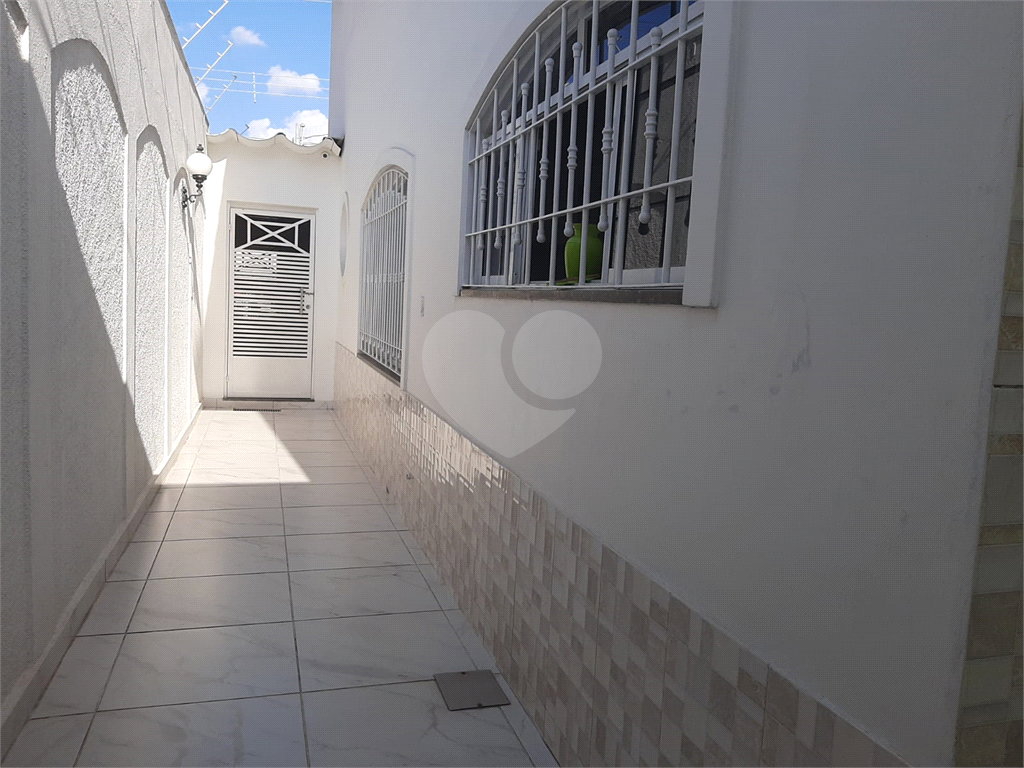  SOBRADO NA VILA MEDEIROS,03 DORMITÓRIOS,01 SUITE,03 VAGAS, COM LAVANDERIA, 02  QUINTAIS, ARMÁRIOS 