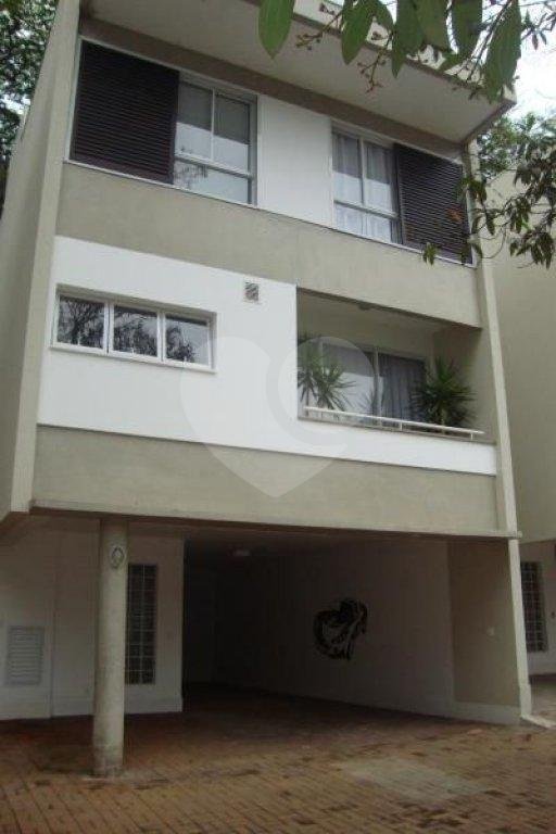 Sobrado para locação em condomínio fechado de alto padrão no bairro do Tremembé