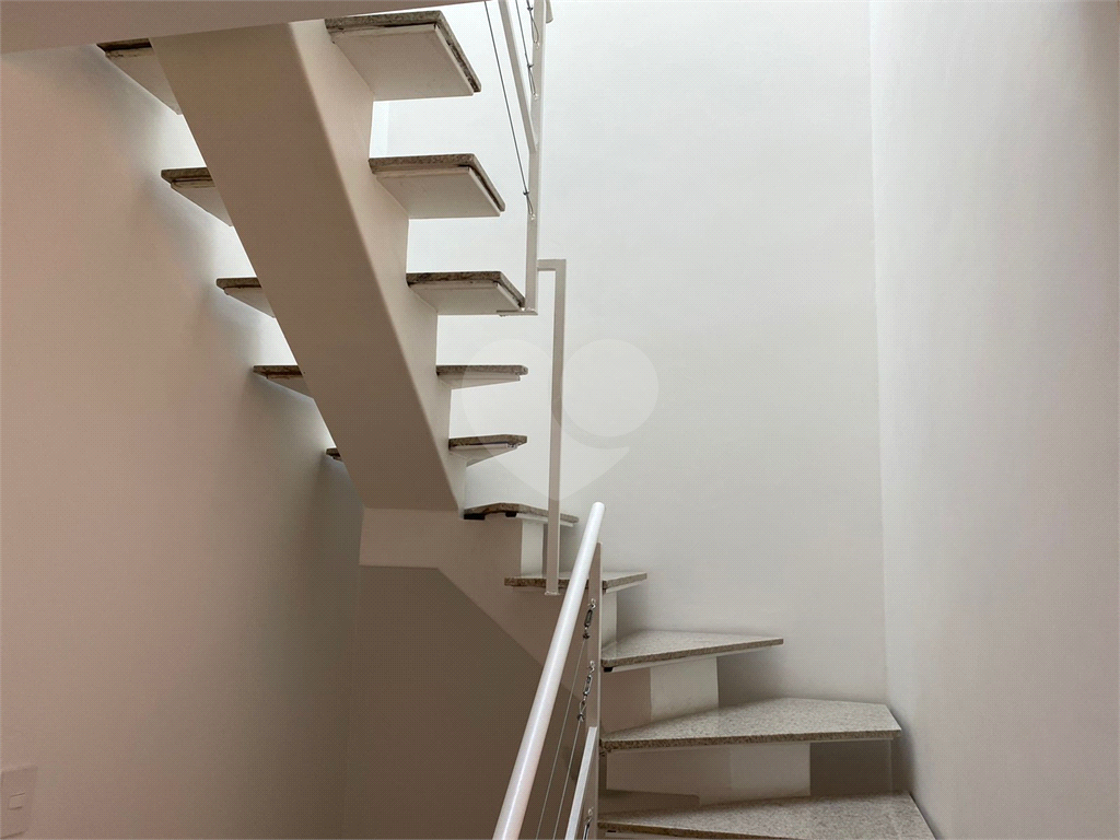 Sobrado Em condomínio Fechado Jardim Floresta!