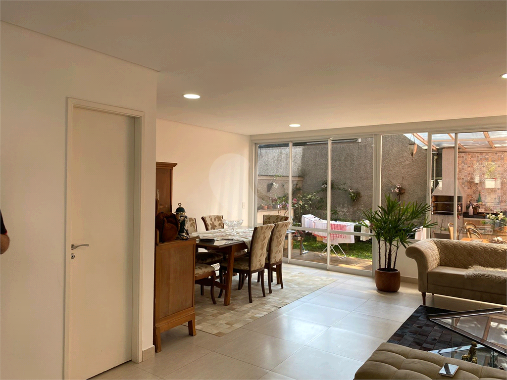 Sobrado Em condomínio Fechado Jardim Floresta!