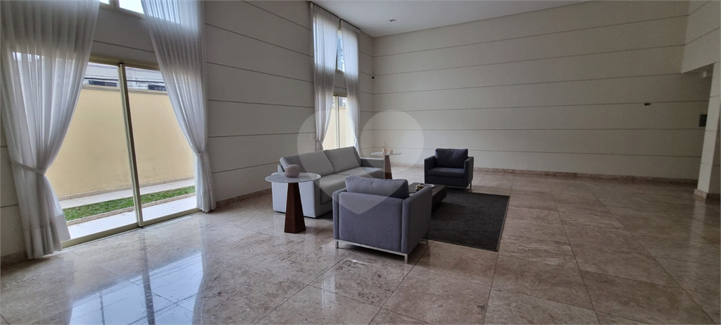 APARTAMENTO em SANTANA