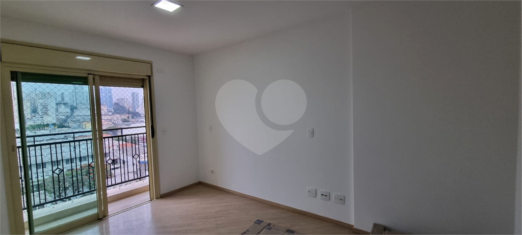 APARTAMENTO em SANTANA
