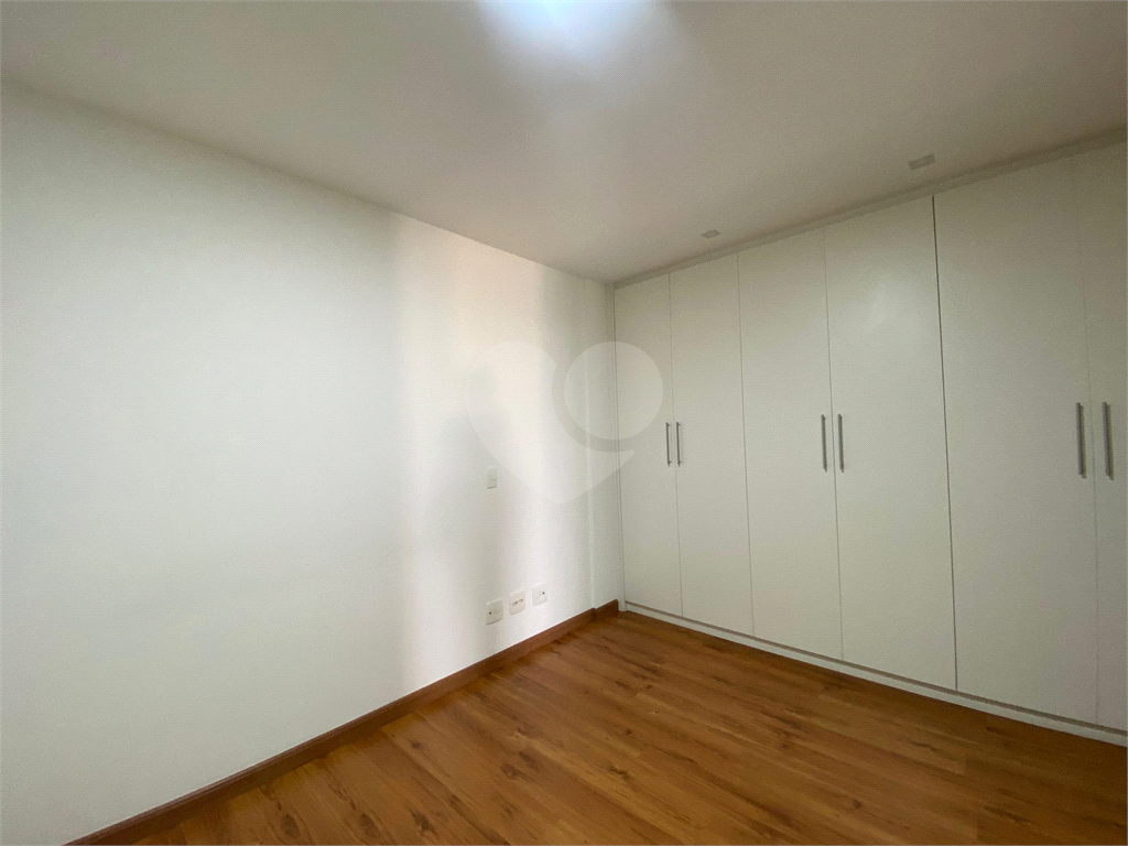 APARTAMENTO em SANTANA