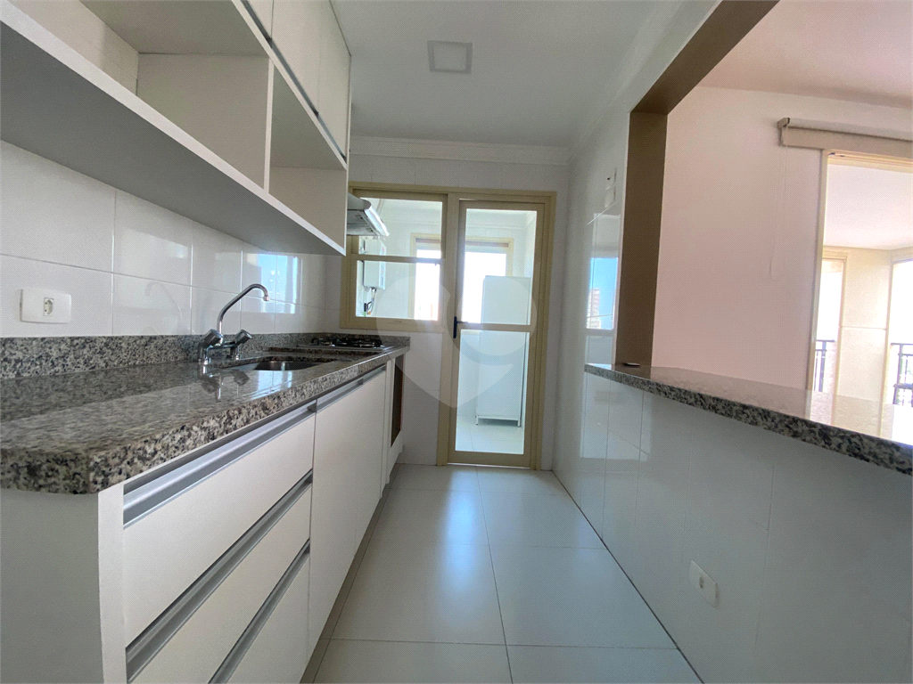 APARTAMENTO em SANTANA