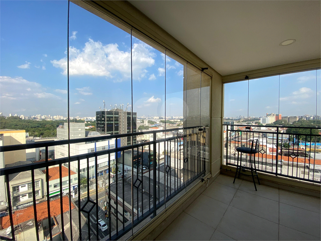 APARTAMENTO em SANTANA