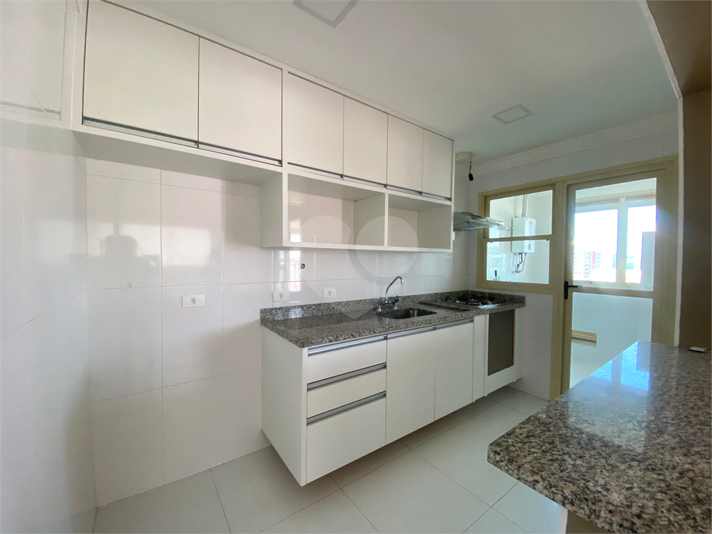 APARTAMENTO em SANTANA