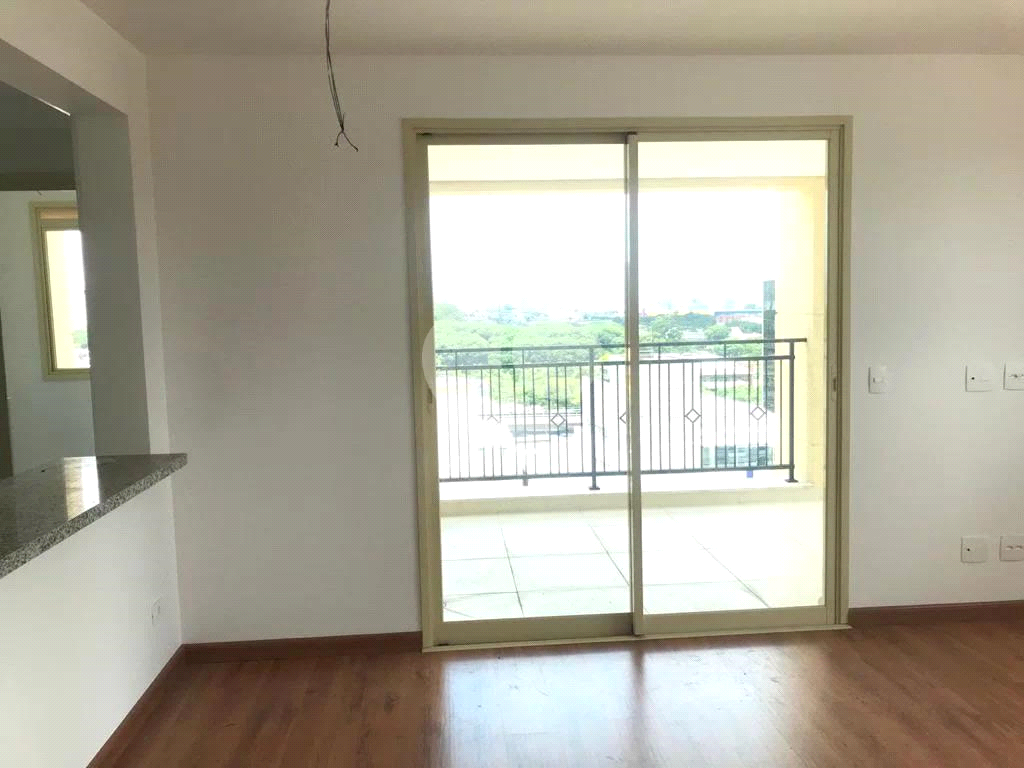 APARTAMENTO em SANTANA