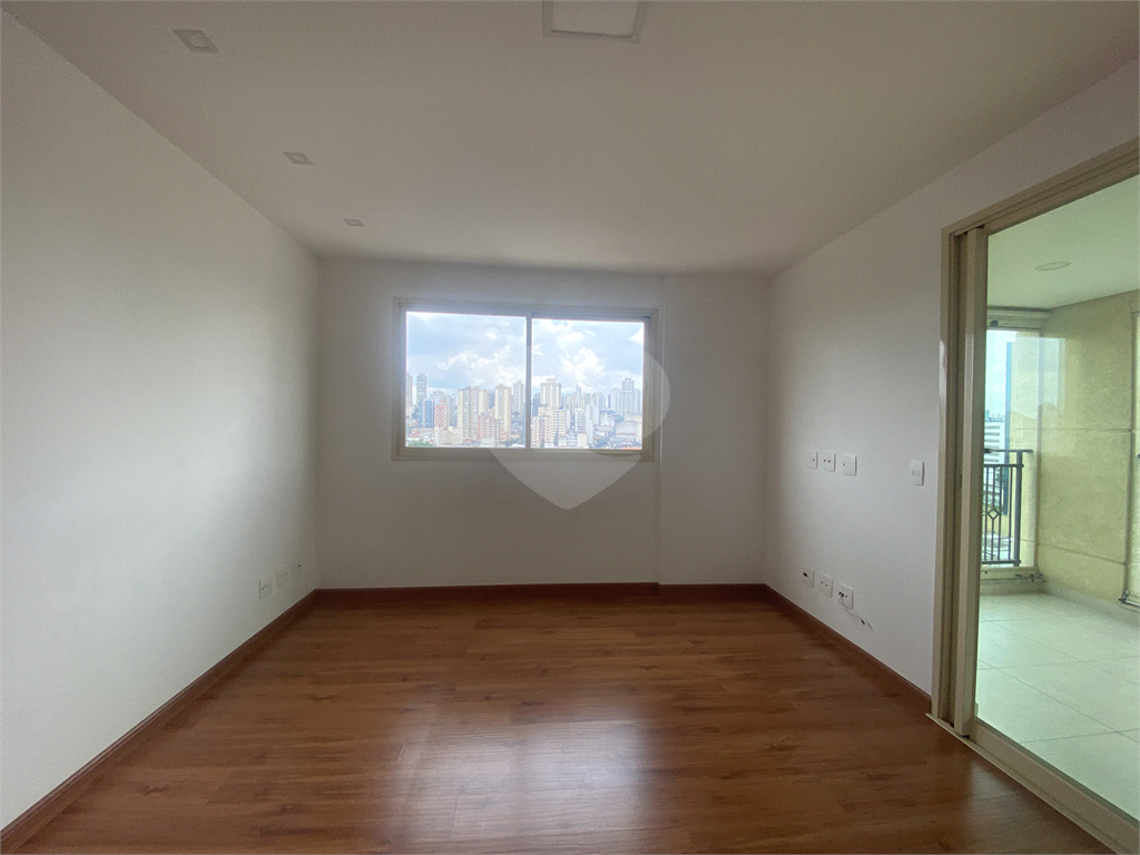 APARTAMENTO em SANTANA