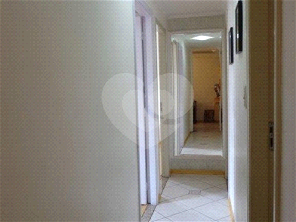 Apartamento à venda com 3 quartos, 70m² - Foto 18