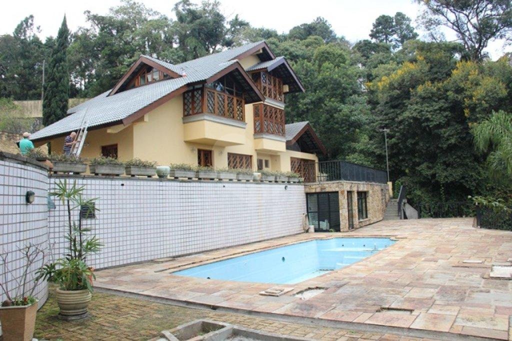 Magnífica Casa na Serra da Cantareira, Condomínio Alpes da Cantareira