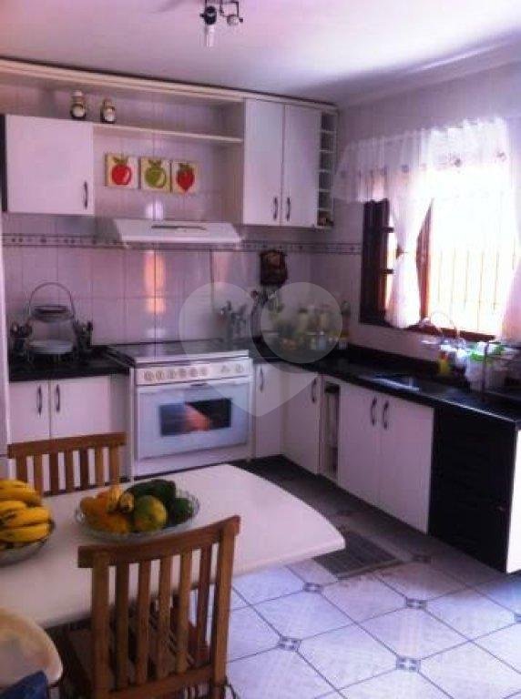 Sobrado à venda com 3 quartos, 181m² - Foto 15