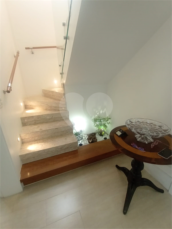Cobertura duplex para venda. 189m2. 3 suítes, piscina, área gourmet, 6 vagas. Parada Inglesa
