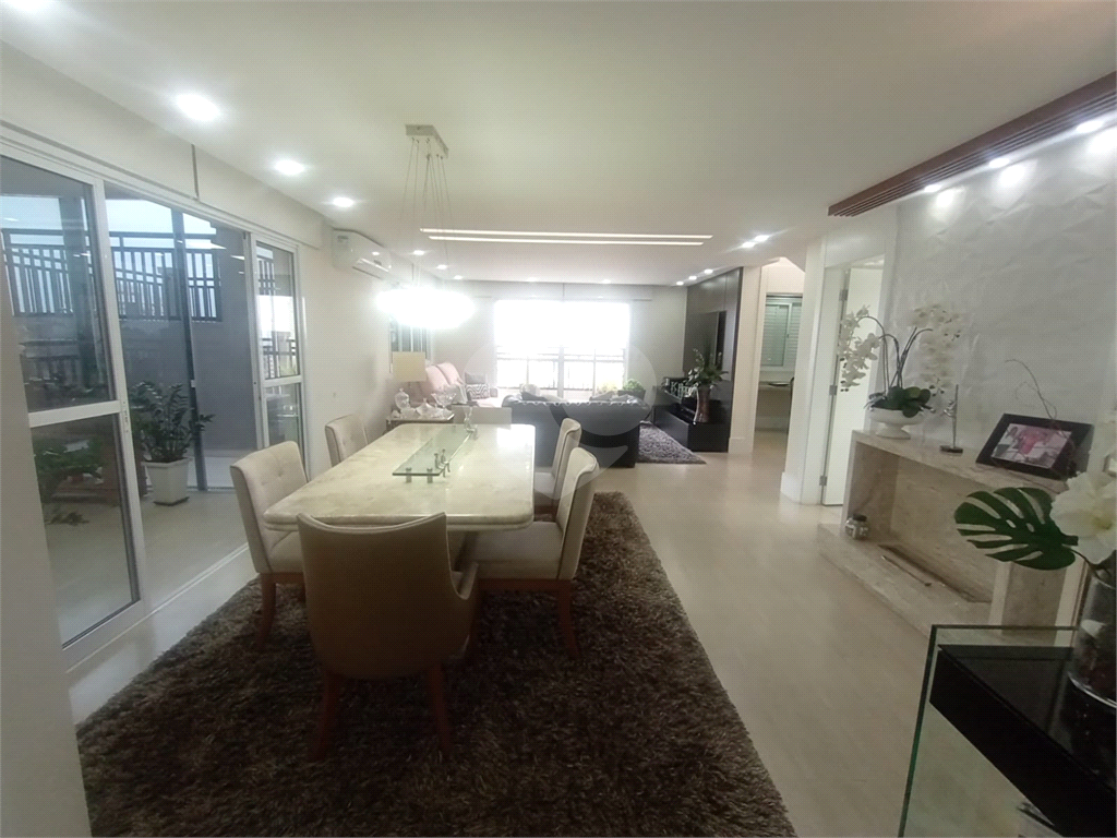Cobertura duplex para venda. 189m2. 3 suítes, piscina, área gourmet, 6 vagas. Parada Inglesa