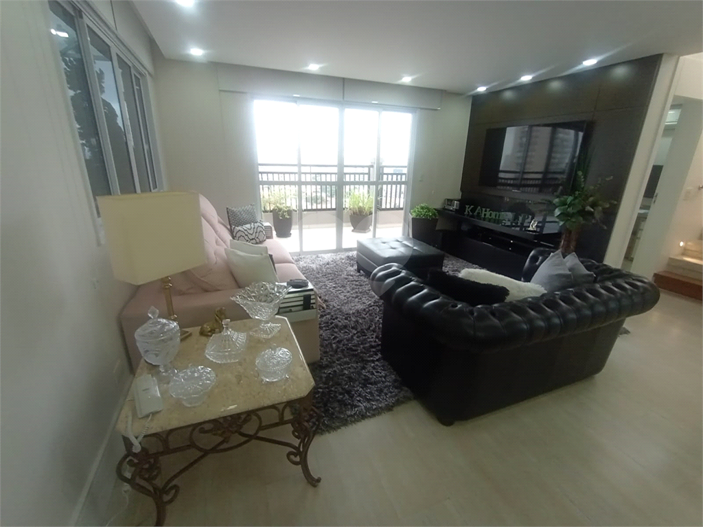 Cobertura duplex para venda. 189m2. 3 suítes, piscina, área gourmet, 6 vagas. Parada Inglesa