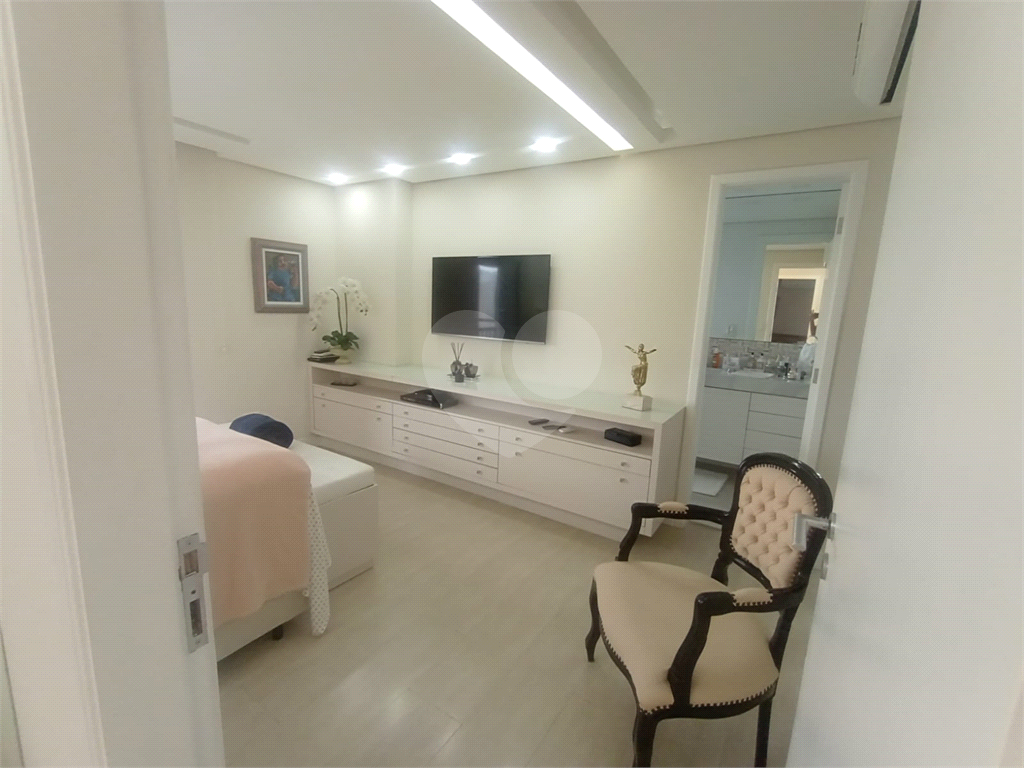 Cobertura duplex para venda. 189m2. 3 suítes, piscina, área gourmet, 6 vagas. Parada Inglesa