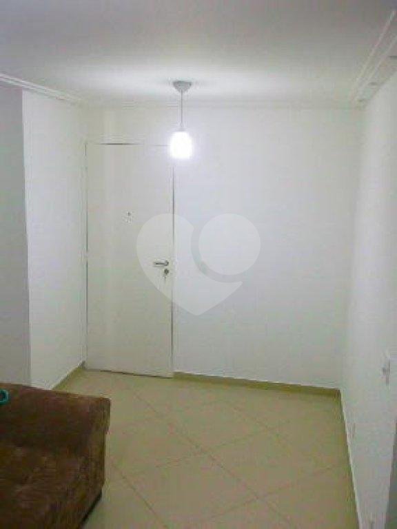 Ótimo apartamento semi-novo 