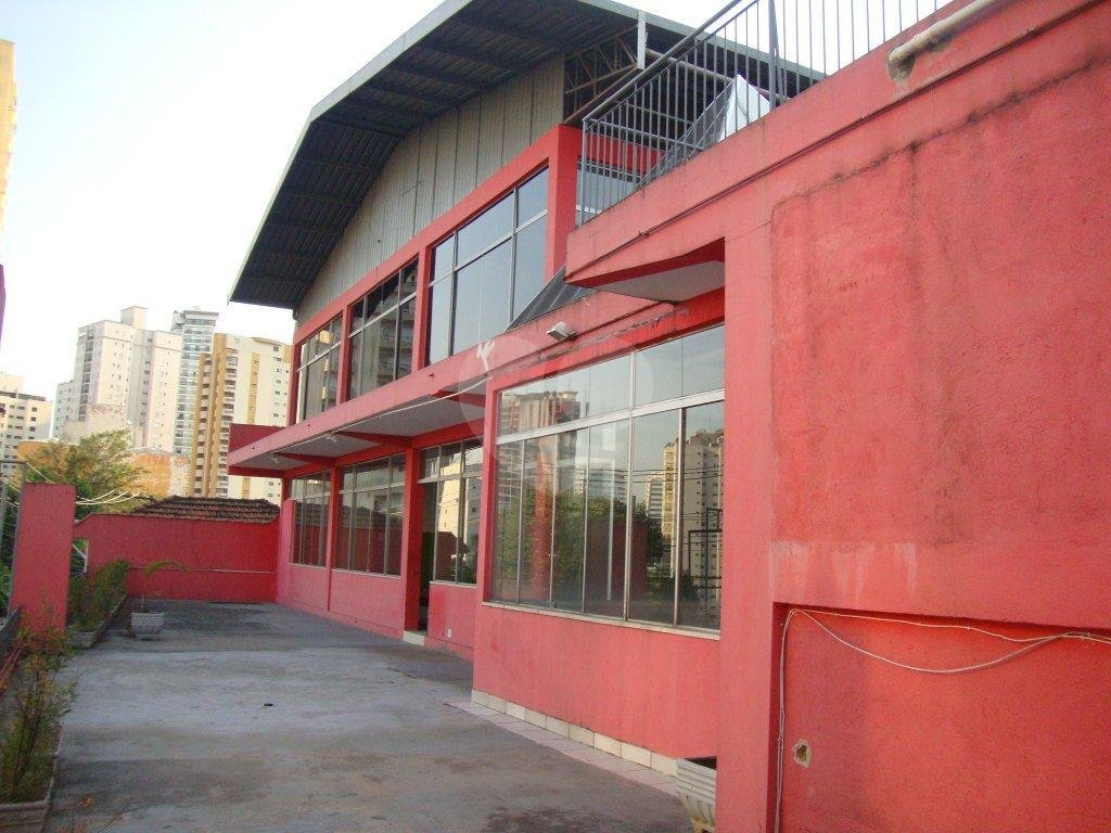 OPORTUNIDADE!  PRÉDIO COMERCIAL A VENDA NO ALTO DE SANTANA - 1200m2 DE ÁREA ÚTIL