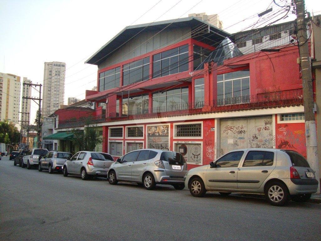 OPORTUNIDADE!  PRÉDIO COMERCIAL A VENDA NO ALTO DE SANTANA - 1200m2 DE ÁREA ÚTIL