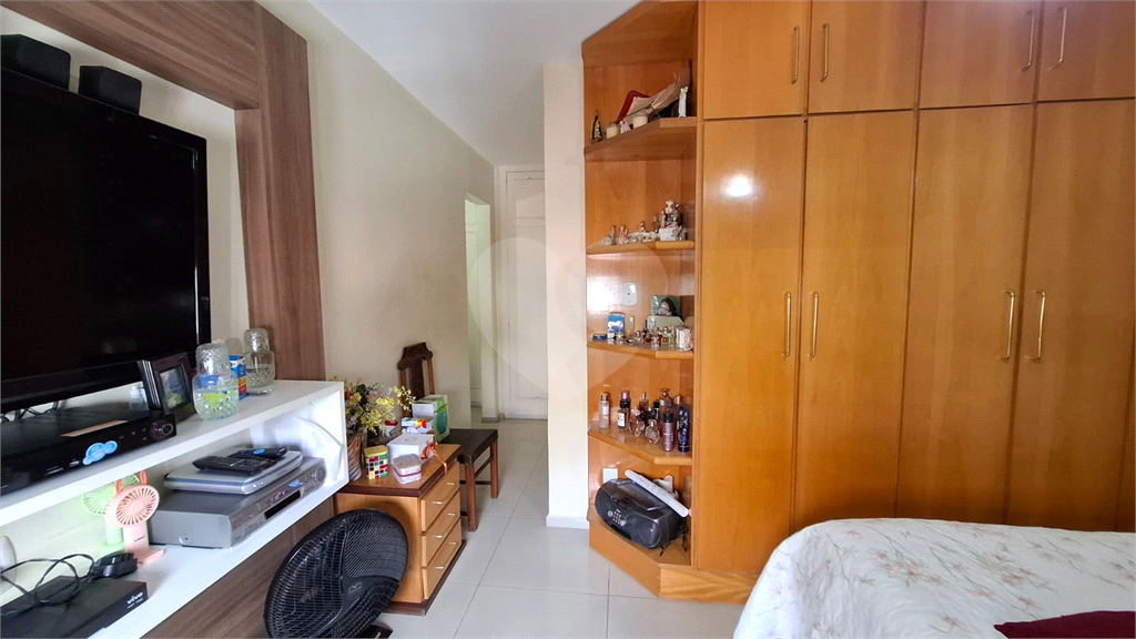 Apartamento à venda com 3 quartos, 117m² - Foto 23