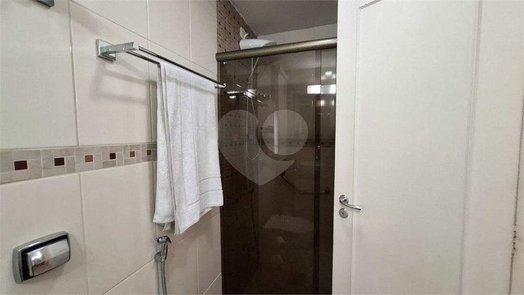 Apartamento à venda com 3 quartos, 117m² - Foto 25