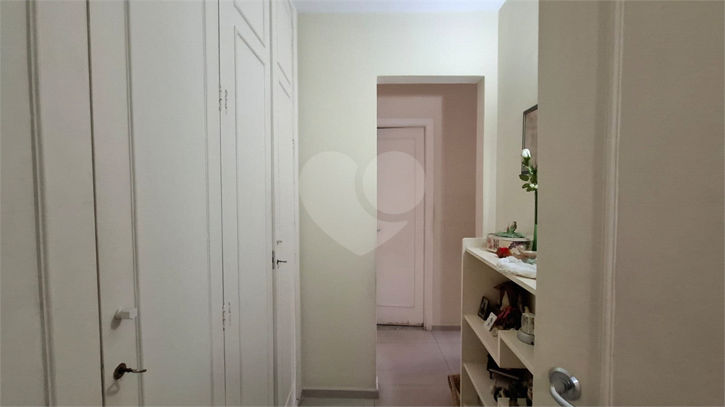 Apartamento à venda com 3 quartos, 117m² - Foto 11