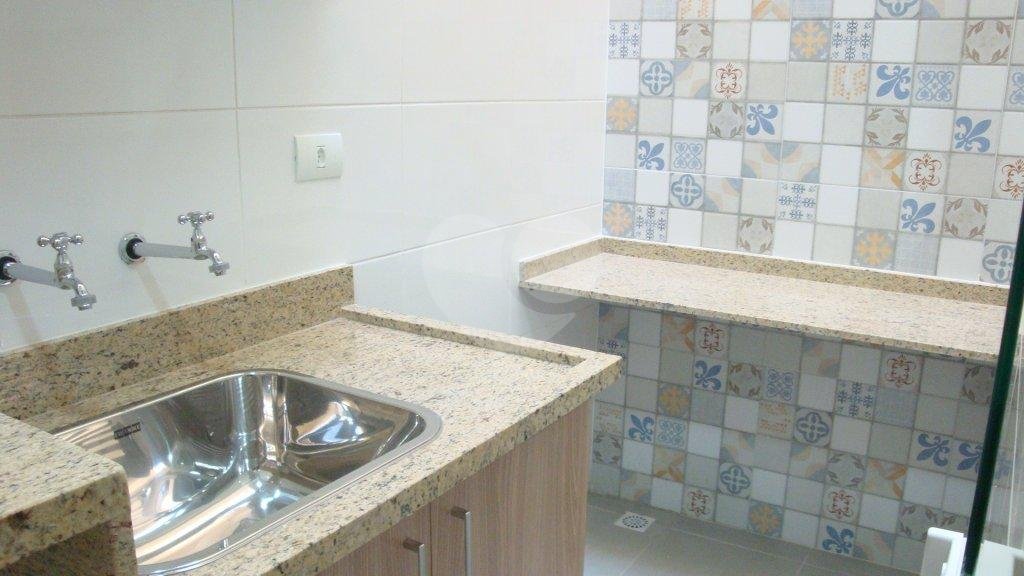 CONDOMÍNIO em CASA VERDE