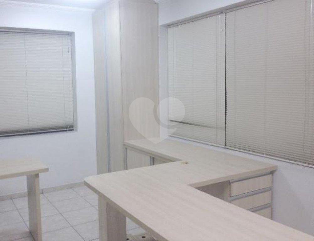 SALA COMERCIAL A VENDA EM SANTANTA - 400 METROS DO METRÔ - 38 M2 - 1 VAGA DE GARAGEM