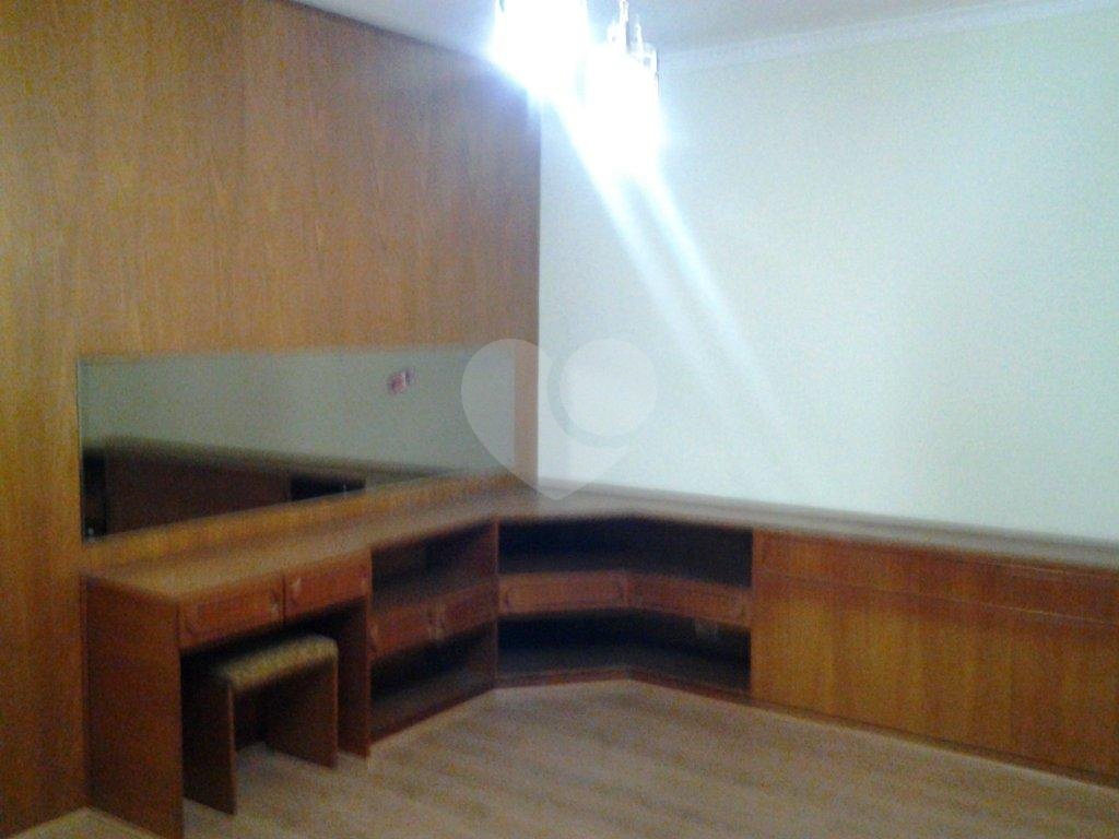 Sobrado Palmas do Tremembé | 4 Dormitórios (1 Suíte) | 5 Vagas | 368m² | Bem Localizado