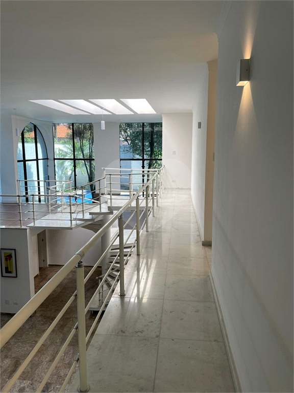 Casa à venda com 5 quartos, 650m² - Foto 25