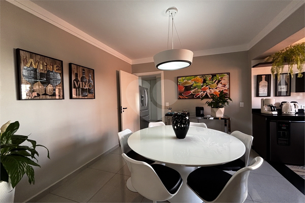 APARTAMENTO em SANTANA