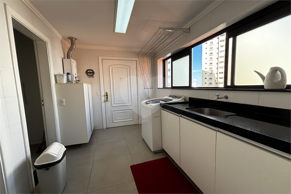 APARTAMENTO em SANTANA
