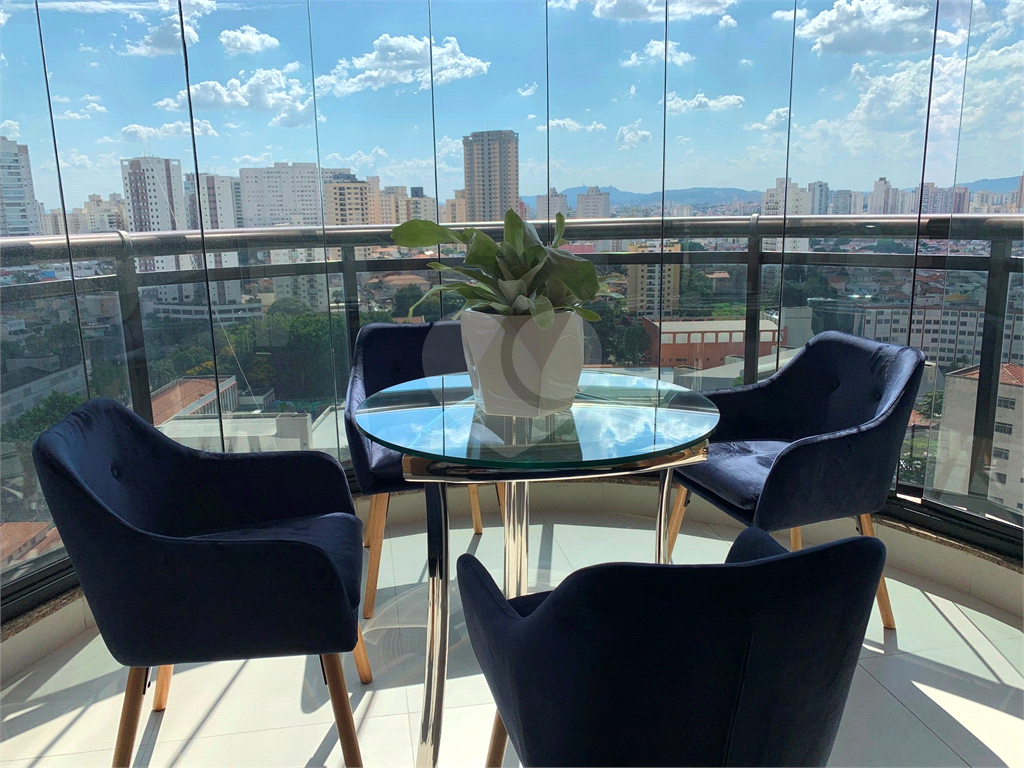APARTAMENTO em SANTANA