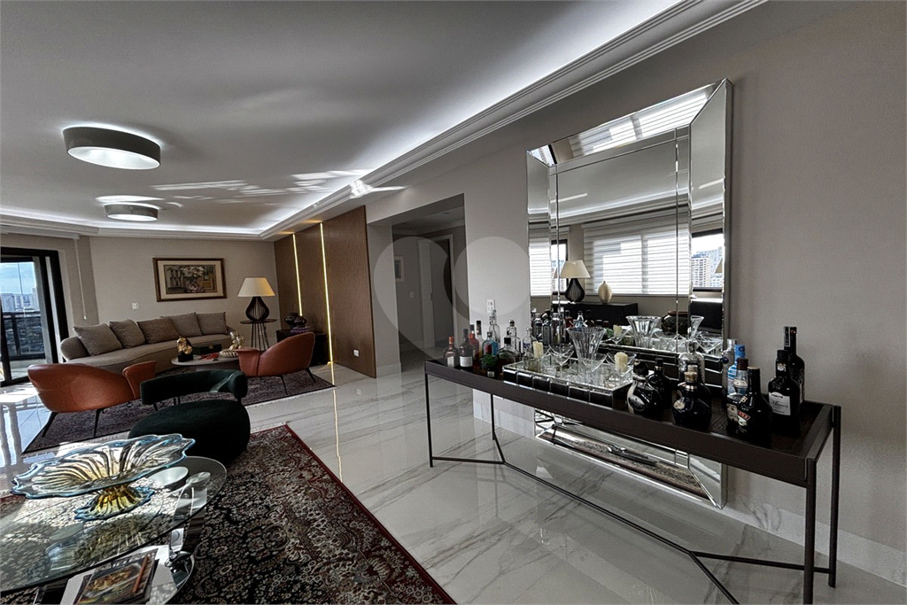APARTAMENTO em SANTANA