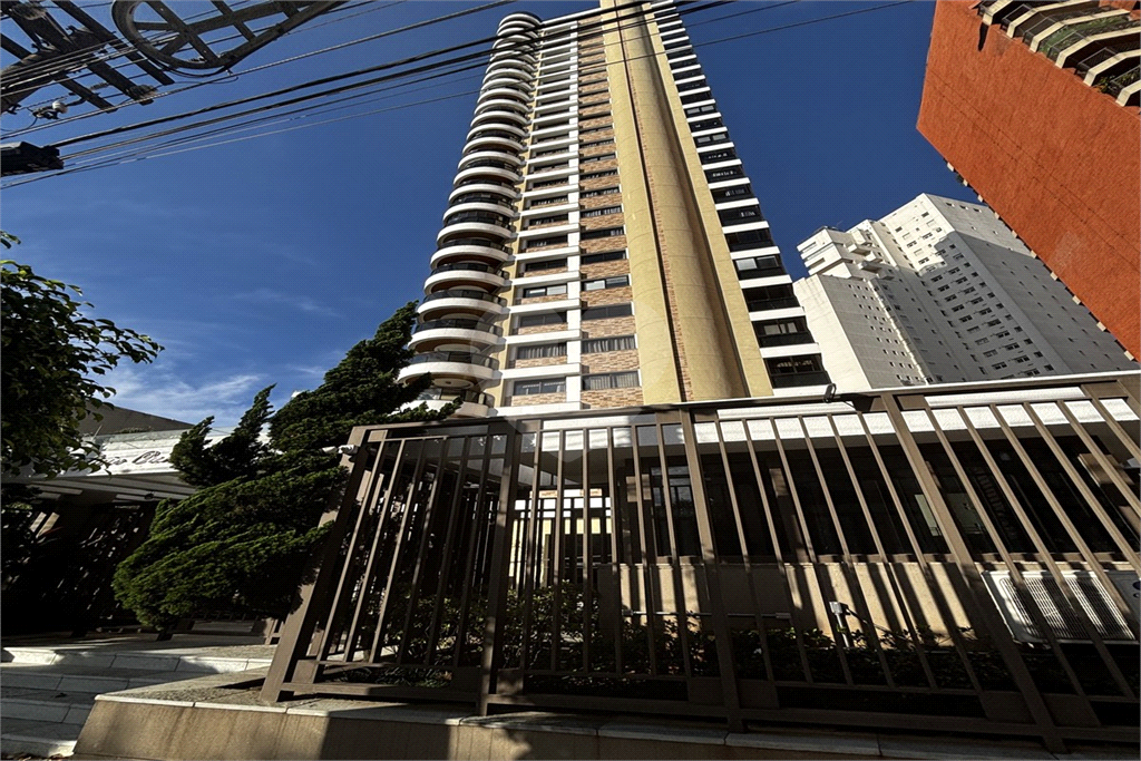 APARTAMENTO em SANTANA
